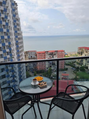 Guru Apartment In New Batumi